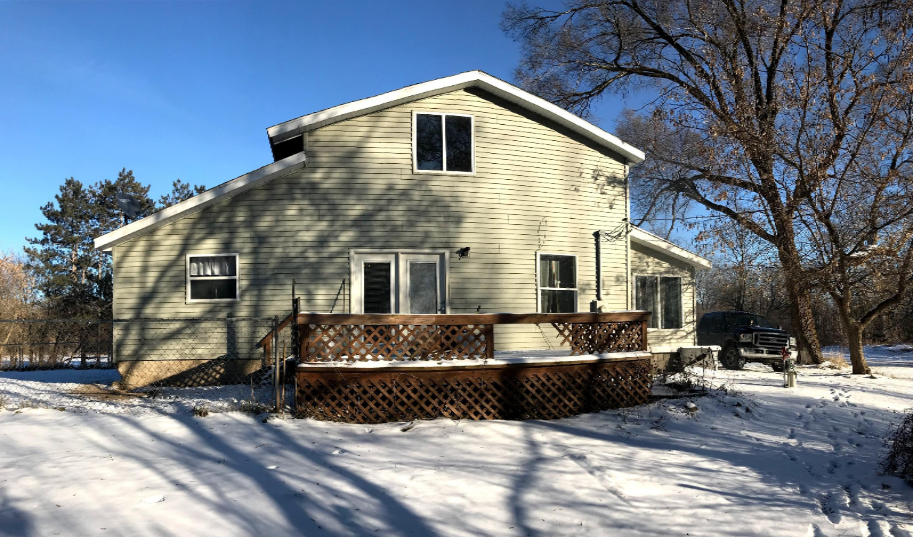 6948 Tamarack Road Lakeview, MI 48850 - Photo 2 of 14 IMG_0042