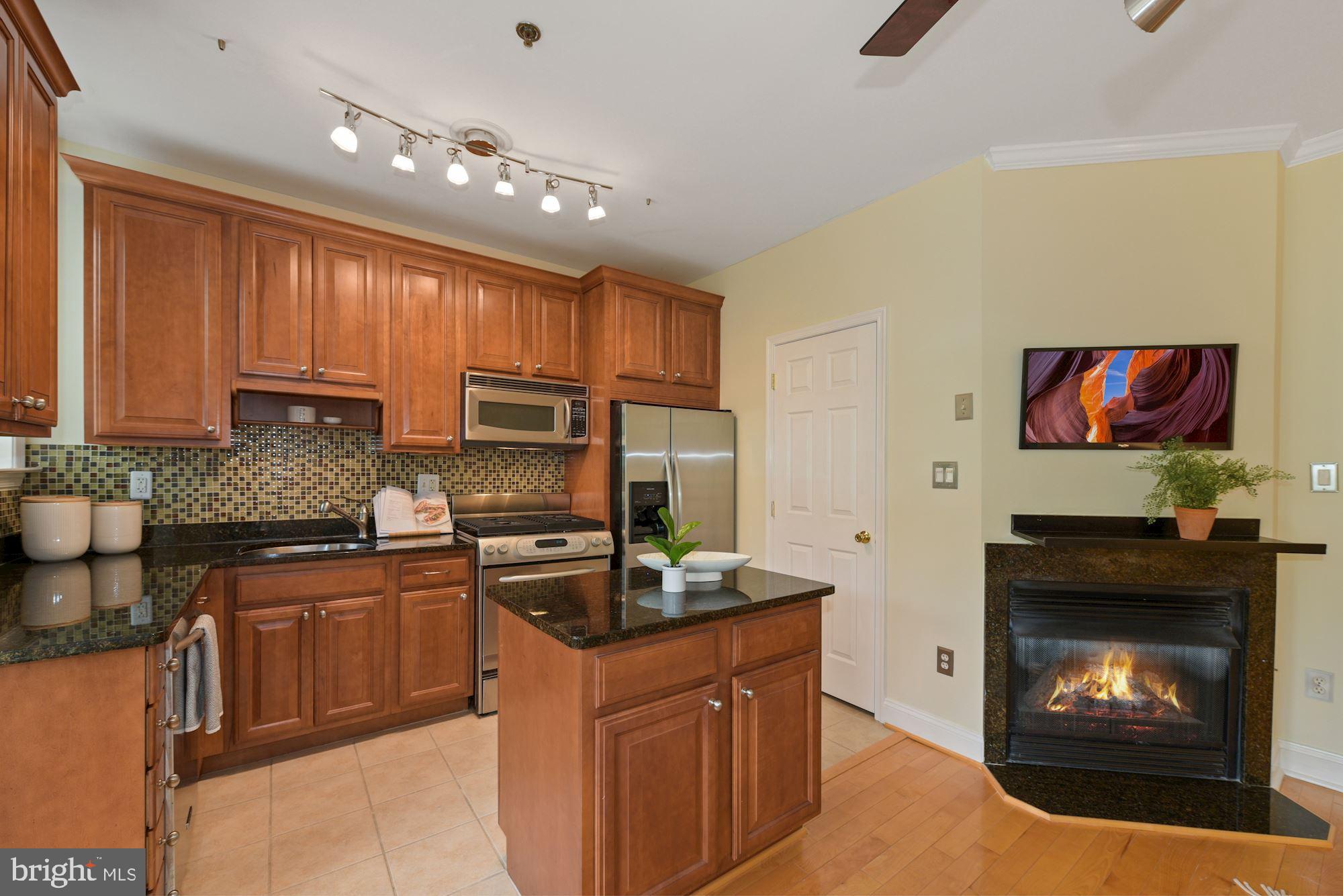 1438 Columbia Road Northwest, Unit 302 Washington, DC 20009 - Photo 8 of 16 Gallery Image 8