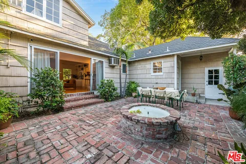 $1,629,000 | 4740 Denny Avenue, Toluca Lake, CA 91602