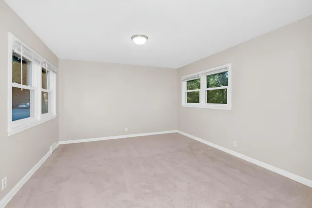 $529,900 | 1925 Walsh Lane, Mendota Heights, MN 55118