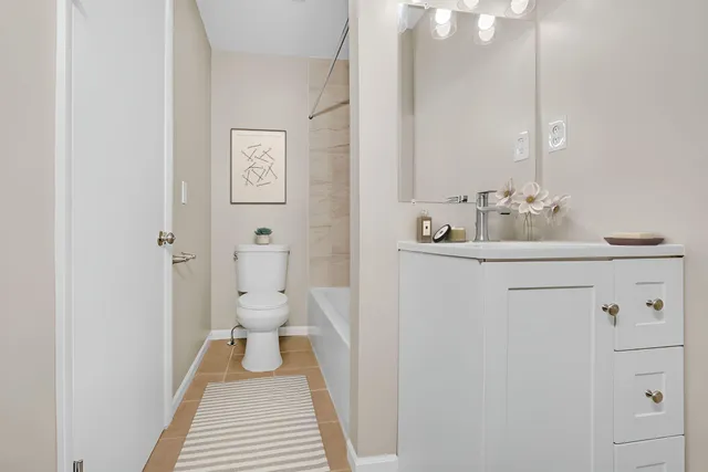 $529,900 | 1925 Walsh Lane, Mendota Heights, MN 55118