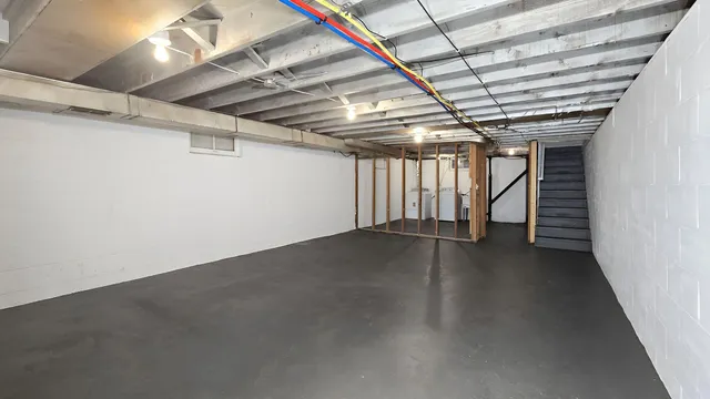 $529,900 | 1925 Walsh Lane, Mendota Heights, MN 55118