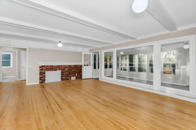 $529,900 | 1925 Walsh Lane, Mendota Heights, MN 55118