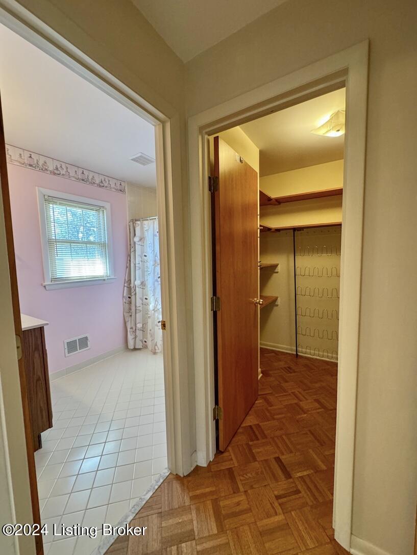9007 Waltlee Road Louisville, KY 40291 - Photo 25 of 33 Primary