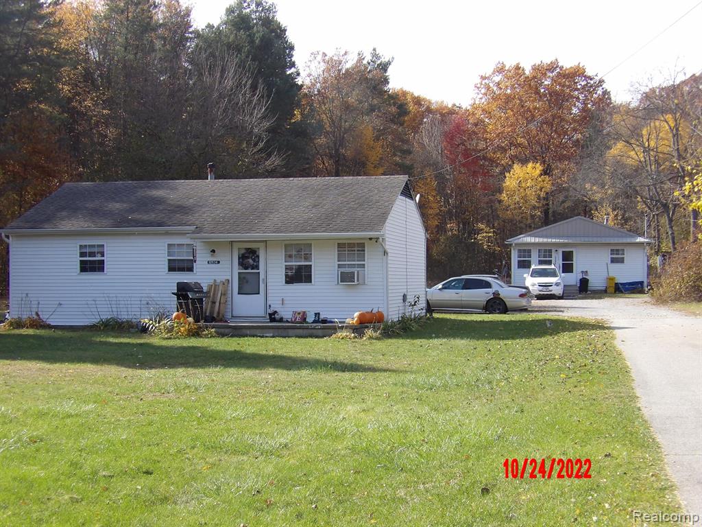 12528 Nichols Road Burt, MI 48417 - Photo 3 of 3