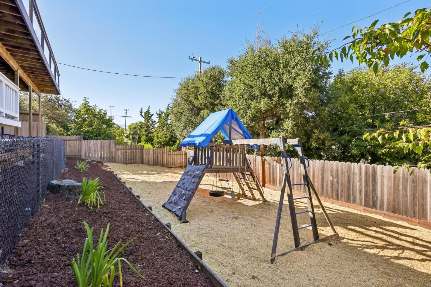 1512 Alturas Drive Burlingame, CA 94010 - Photo 33 of 45 Gallery Image 33