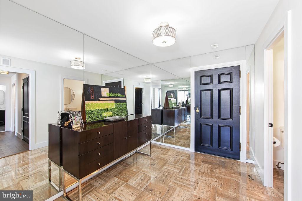 2700 Virginia Avenue Northwest, Unit 1109 Washington, DC 20037 - Photo 2 of 22 Foyer