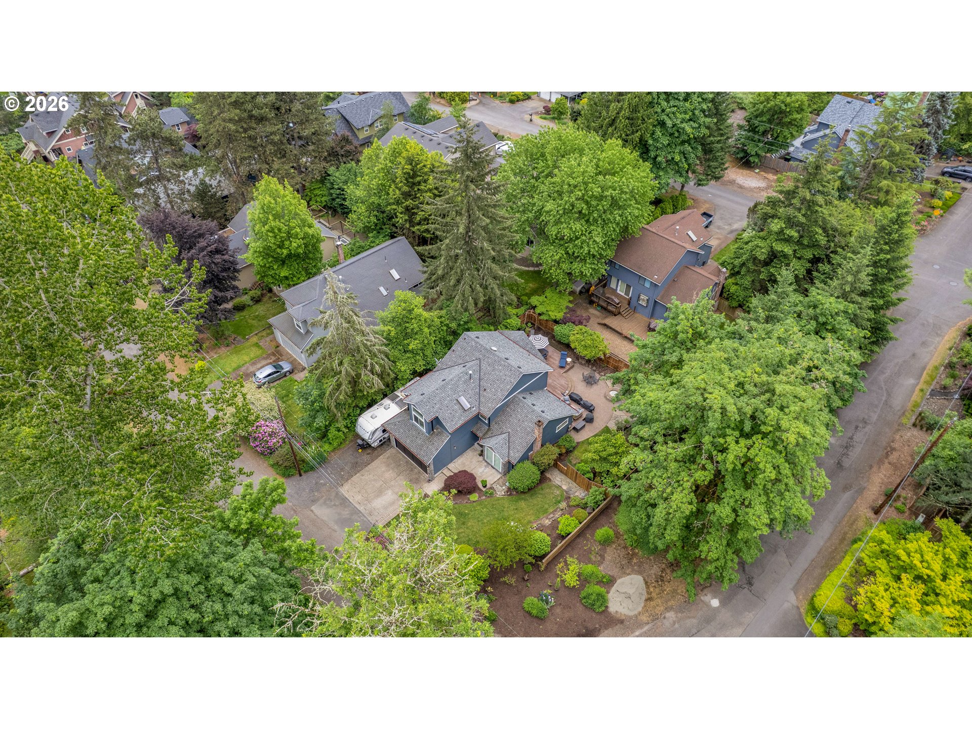 3842 Southwest Coronado Street Portland, OR 97219 - Photo 5 of 48