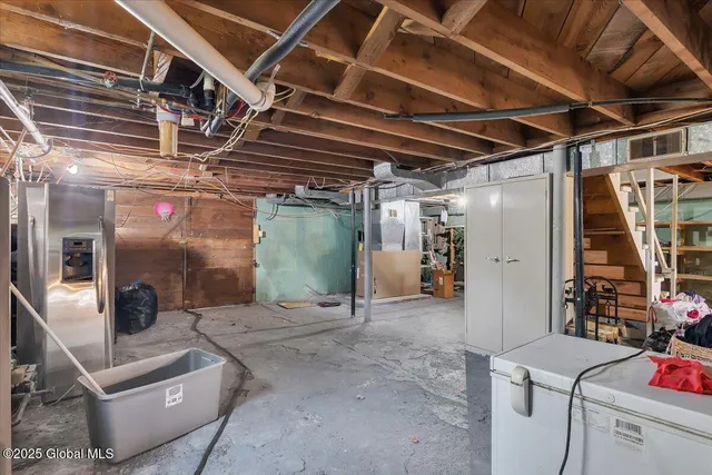 $599,900 | 3287 Highway 43, Sand Lake, NY 12018