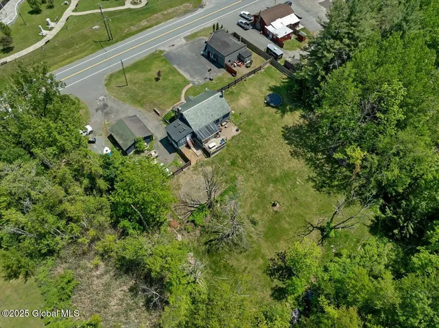 $599,900 | 3287 Highway 43, Sand Lake, NY 12018