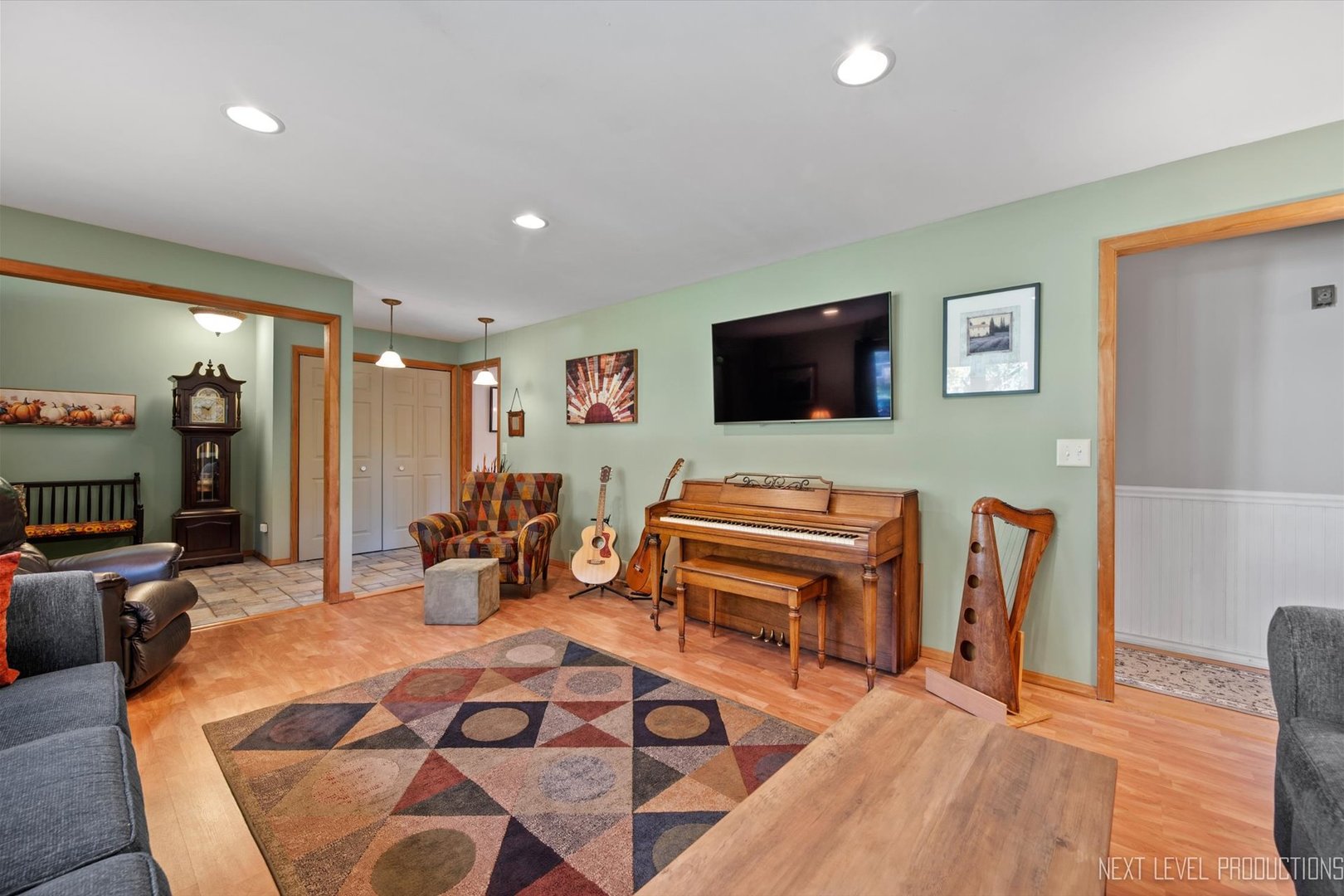 1367 Wauchope Drive Elgin, IL 60123 - Photo 6 of 30