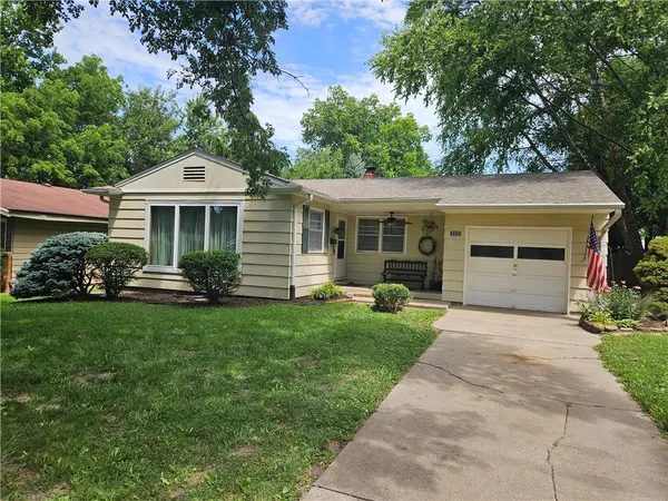$184,900 | 3513 Doniphan Avenue, St. Joseph, MO 64507
