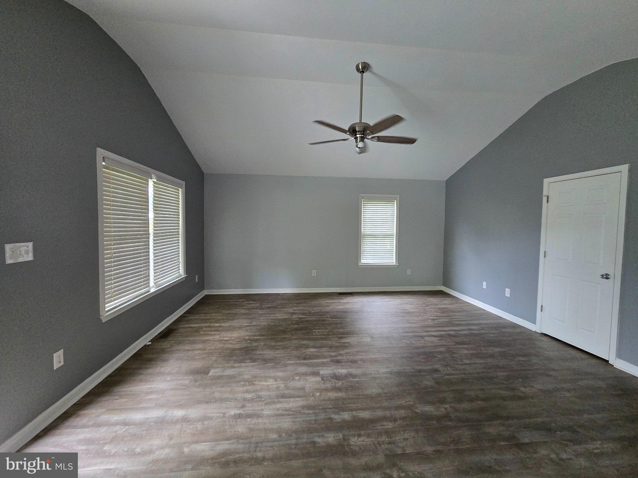8981 Sharptown Road Laurel, DE 19956 - Photo 6 of 34 Spacious room with modern elegance.