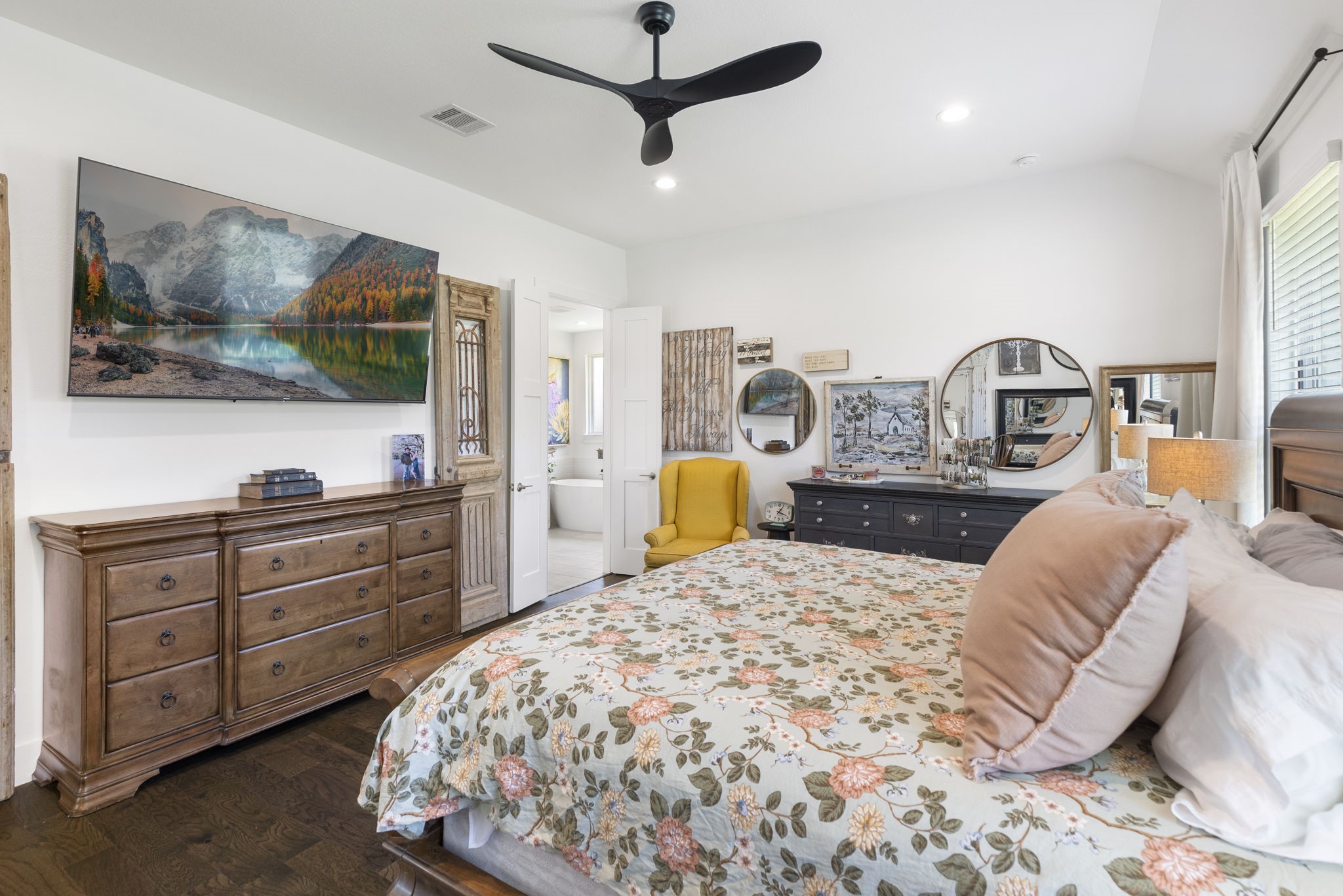 12103 Bee Bush Court Conroe, TX 77304 - Photo 13 of 28