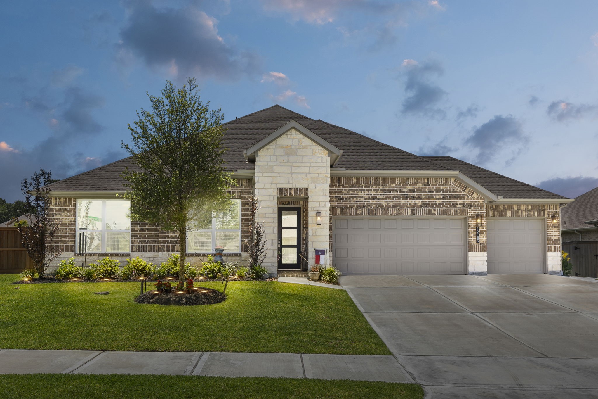 12103 Bee Bush Court Conroe, TX 77304 - Photo 2 of 28