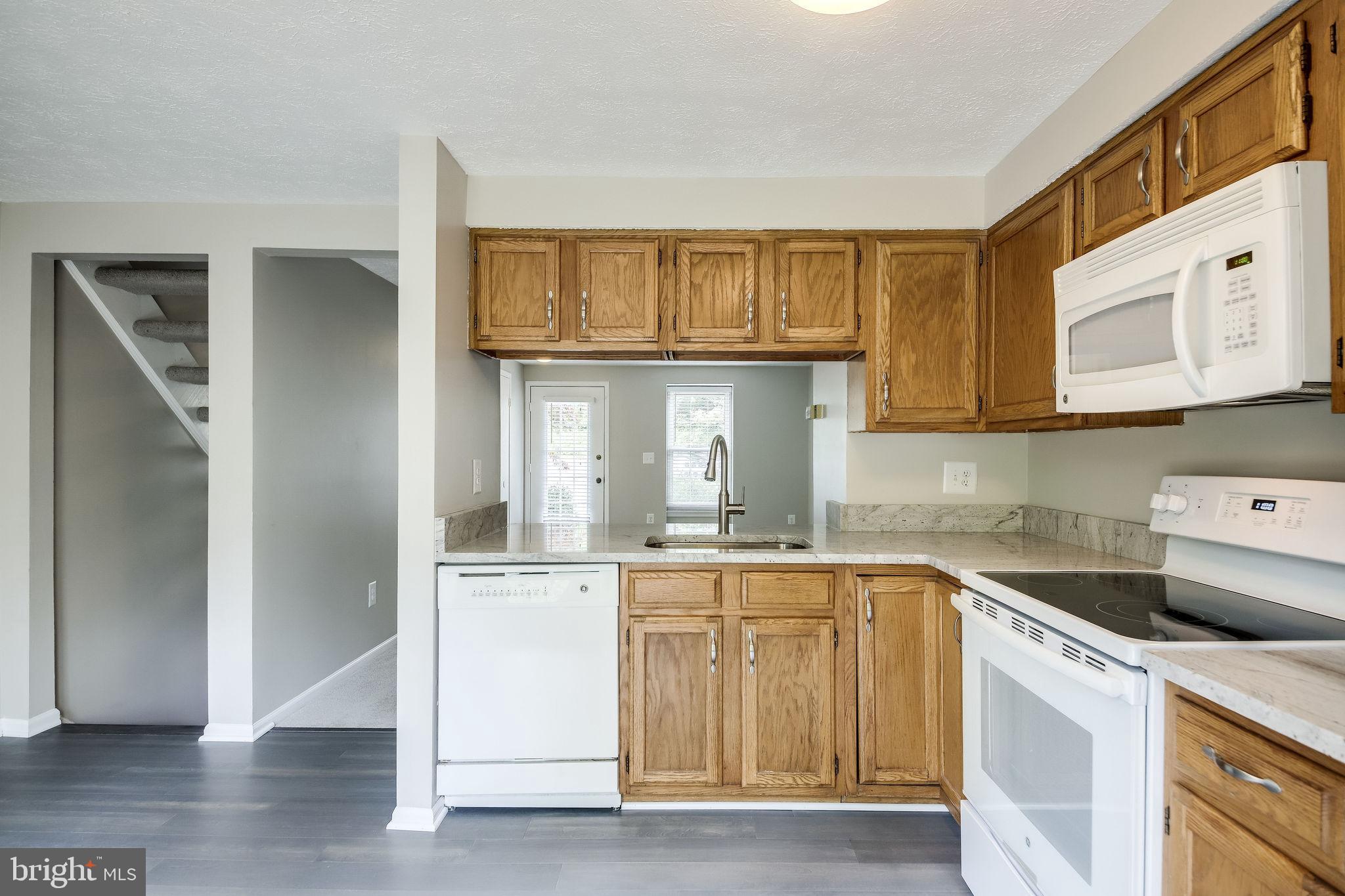 1933 Sagewood Lane Reston, VA 20191 - Photo 14 of 62