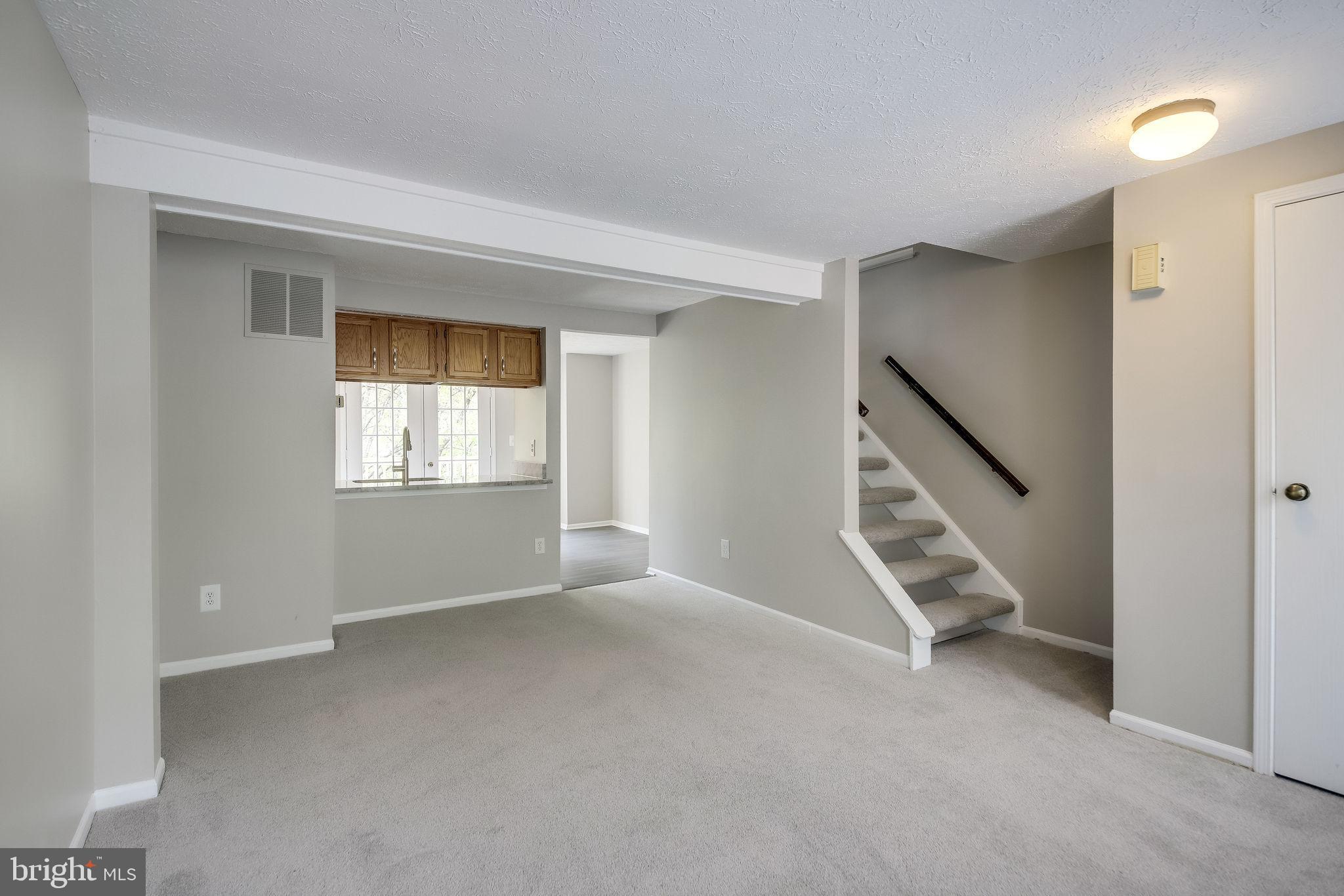 1933 Sagewood Lane Reston, VA 20191 - Photo 8 of 62