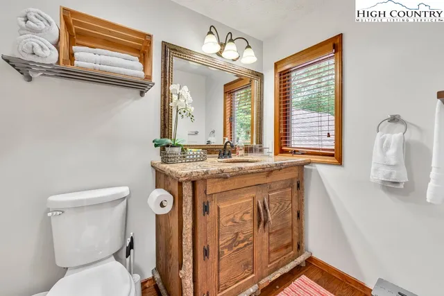 $629,000 | 111 Wintergreen Way, Beech Mountain, NC 28604