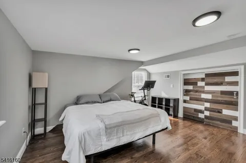 $765,000 | 72 Valley Way, West Orange, NJ 07052