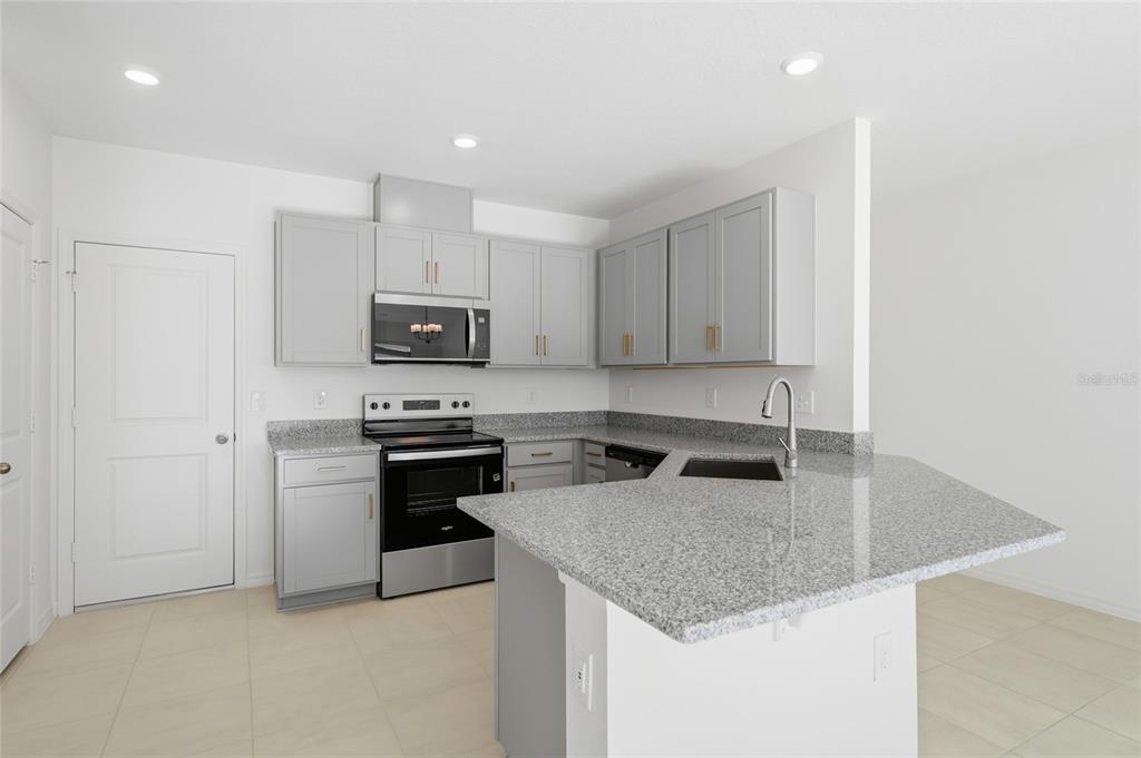 2791 Raindrop Run Street Clermont, FL 34714 - Photo 6 of 25