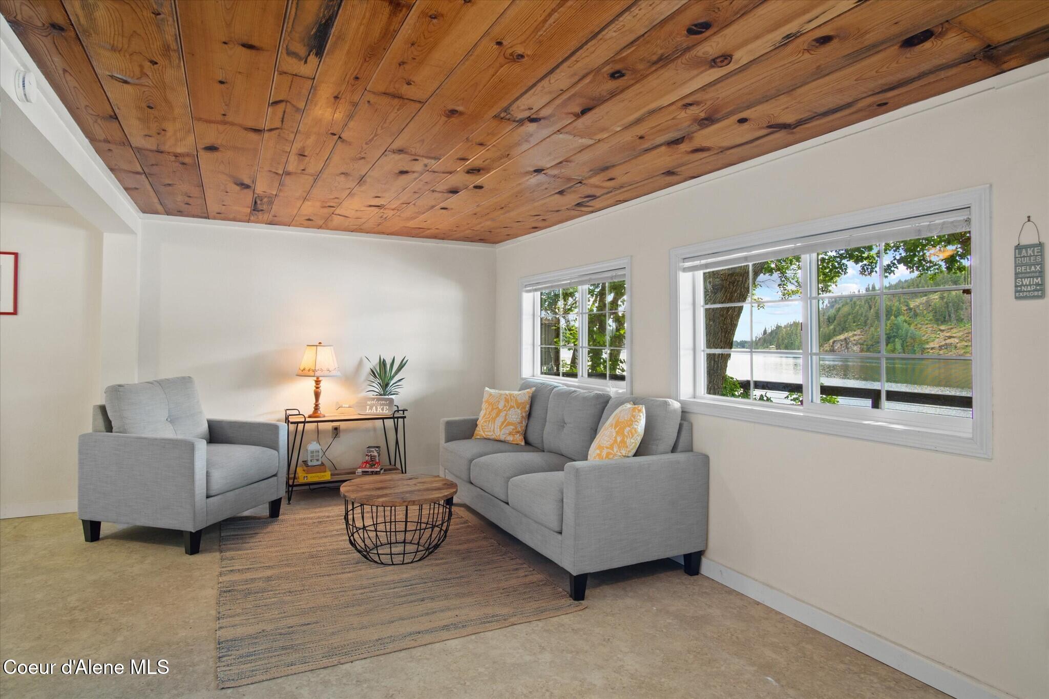 5860 West Freeman Road Rathdrum, ID 83858 - Photo 10 of 32 Living area