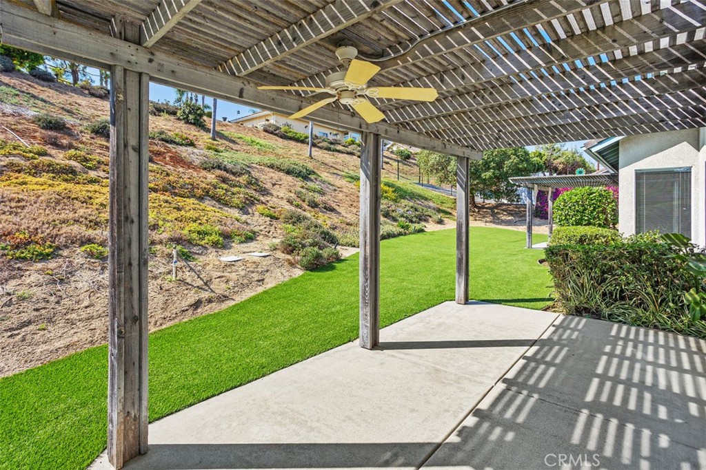 1795 Palomares Road Fallbrook, CA 92028 - Photo 31 of 37 a view of a porch with a backyard