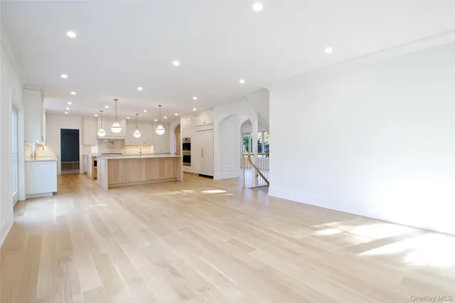 $2,850,000 | 225 Brixton Road, Garden City, NY 11530