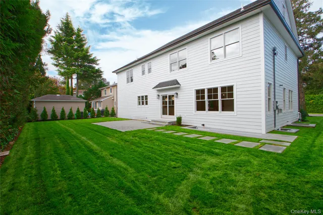 $2,850,000 | 225 Brixton Road, Garden City, NY 11530