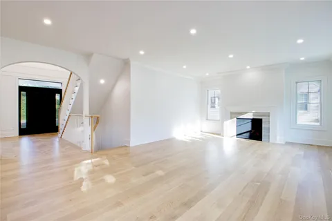 $2,850,000 | 225 Brixton Road, Garden City, NY 11530