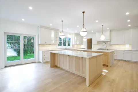 $2,850,000 | 225 Brixton Road, Garden City, NY 11530