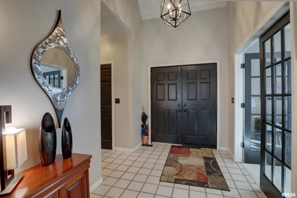 $545,000 | 4003 Marian Drive, Quincy, IL 62305