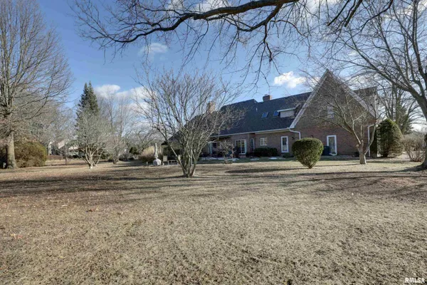 $545,000 | 4003 Marian Drive, Quincy, IL 62305