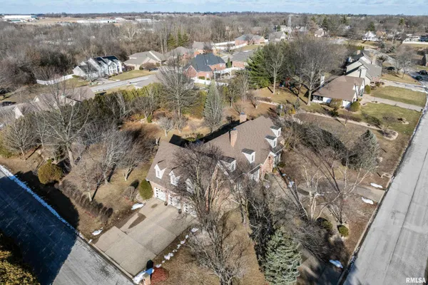 $545,000 | 4003 Marian Drive, Quincy, IL 62305