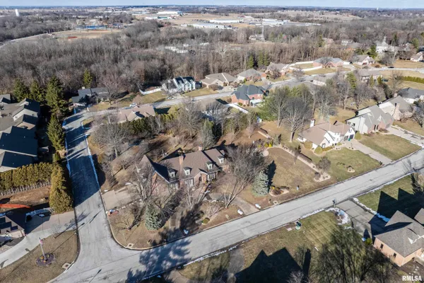 $545,000 | 4003 Marian Drive, Quincy, IL 62305