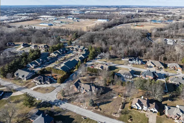 $545,000 | 4003 Marian Drive, Quincy, IL 62305