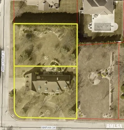 $545,000 | 4003 Marian Drive, Quincy, IL 62305