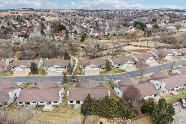 $424,900 | 14 Village Homes Drive, Waunakee, WI 53597