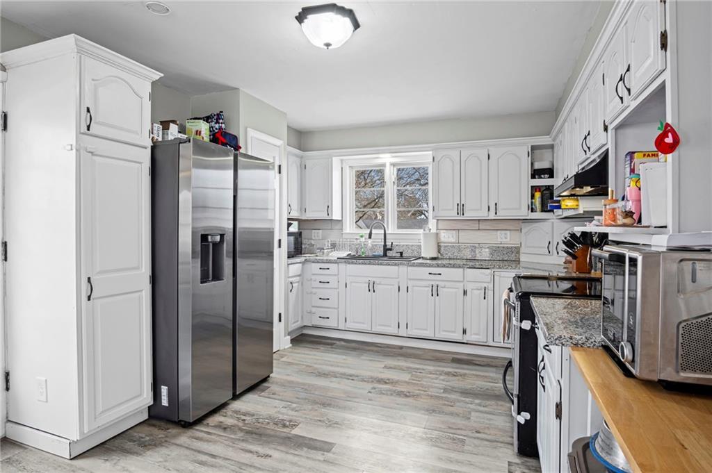 1920 North 29th Street St. Joseph, MO 64506 - Photo 8 of 37