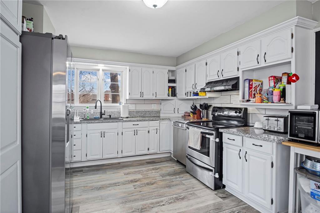 1920 North 29th Street St. Joseph, MO 64506 - Photo 9 of 37