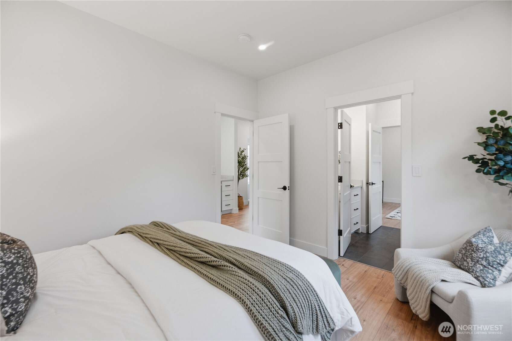 2623 Southwest Yancy Street Seattle, WA 98126 - Photo 14 of 30