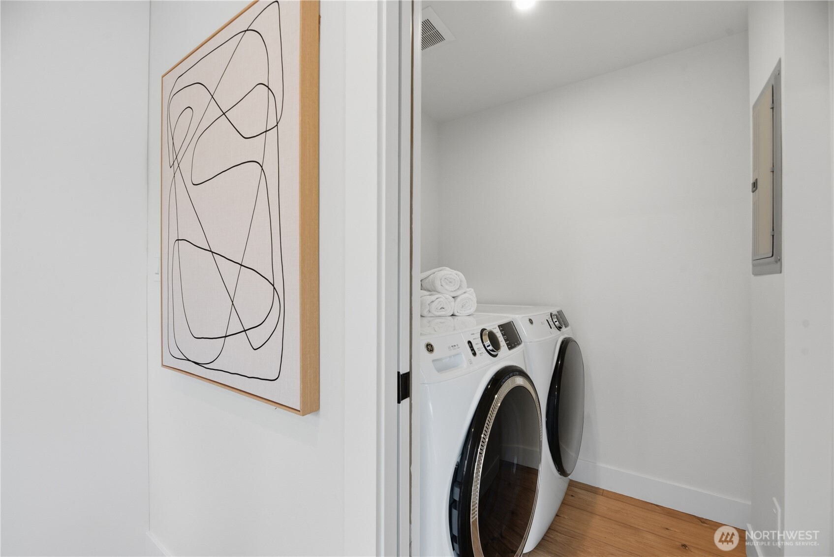 2623 Southwest Yancy Street Seattle, WA 98126 - Photo 22 of 30