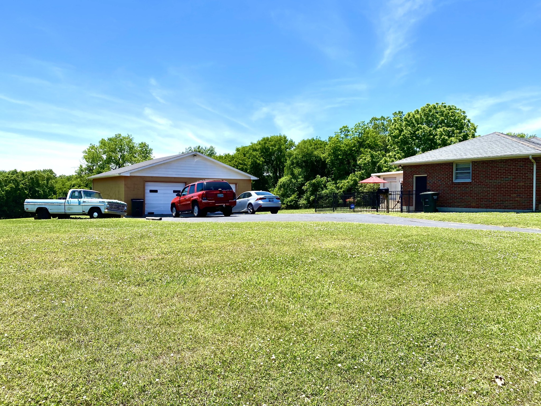 1102 Robinson Road Old Hickory, TN 37138 - Photo 17 of 36 a front view of a house with yard and green space