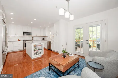 $779,000 | 15829 Glacier Court, North Potomac, MD 20878