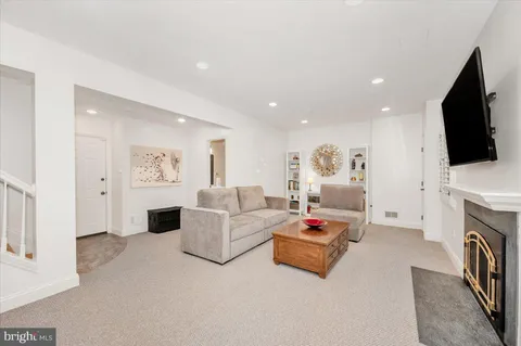 $779,000 | 15829 Glacier Court, North Potomac, MD 20878