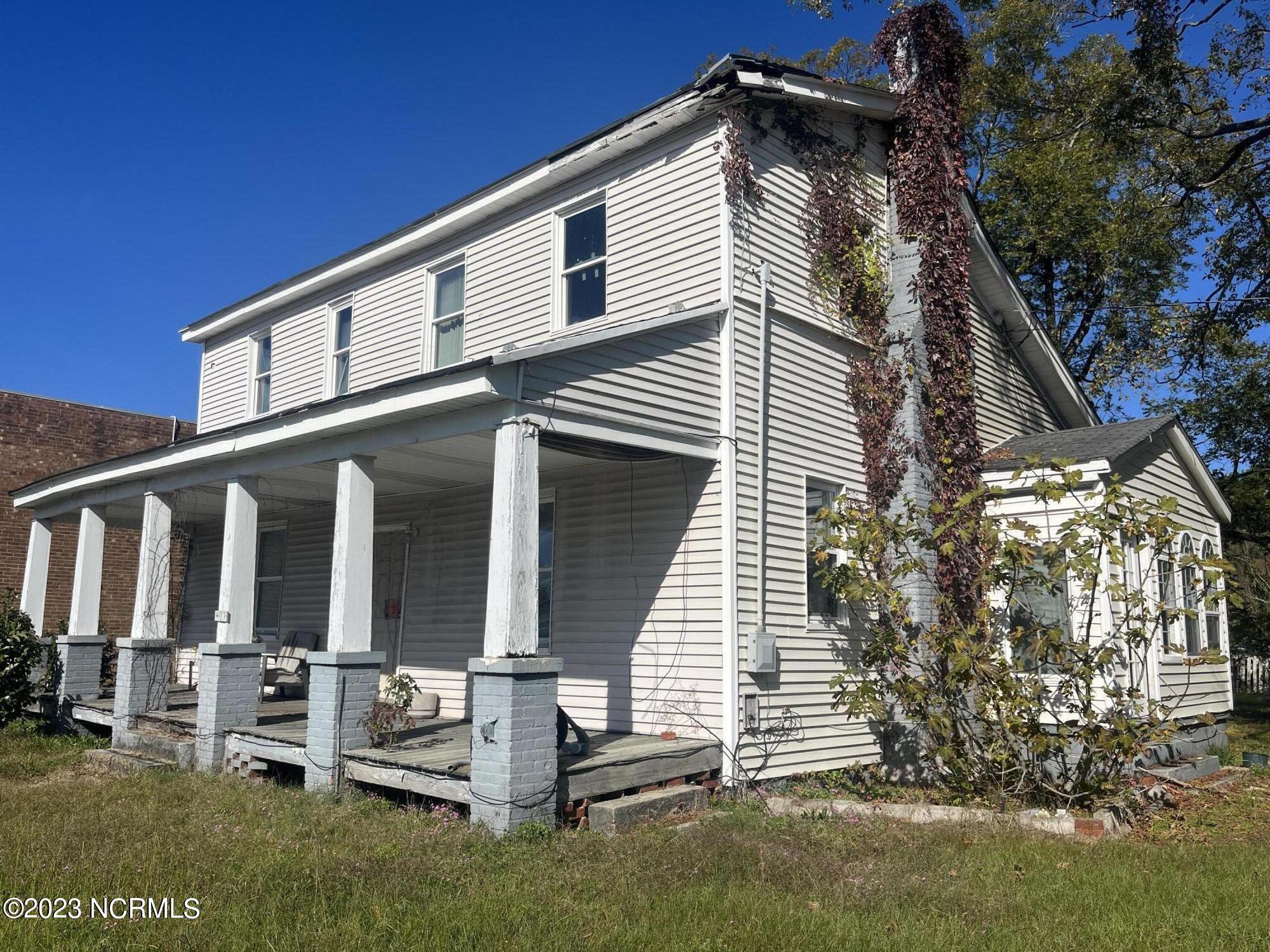 407 East Main St