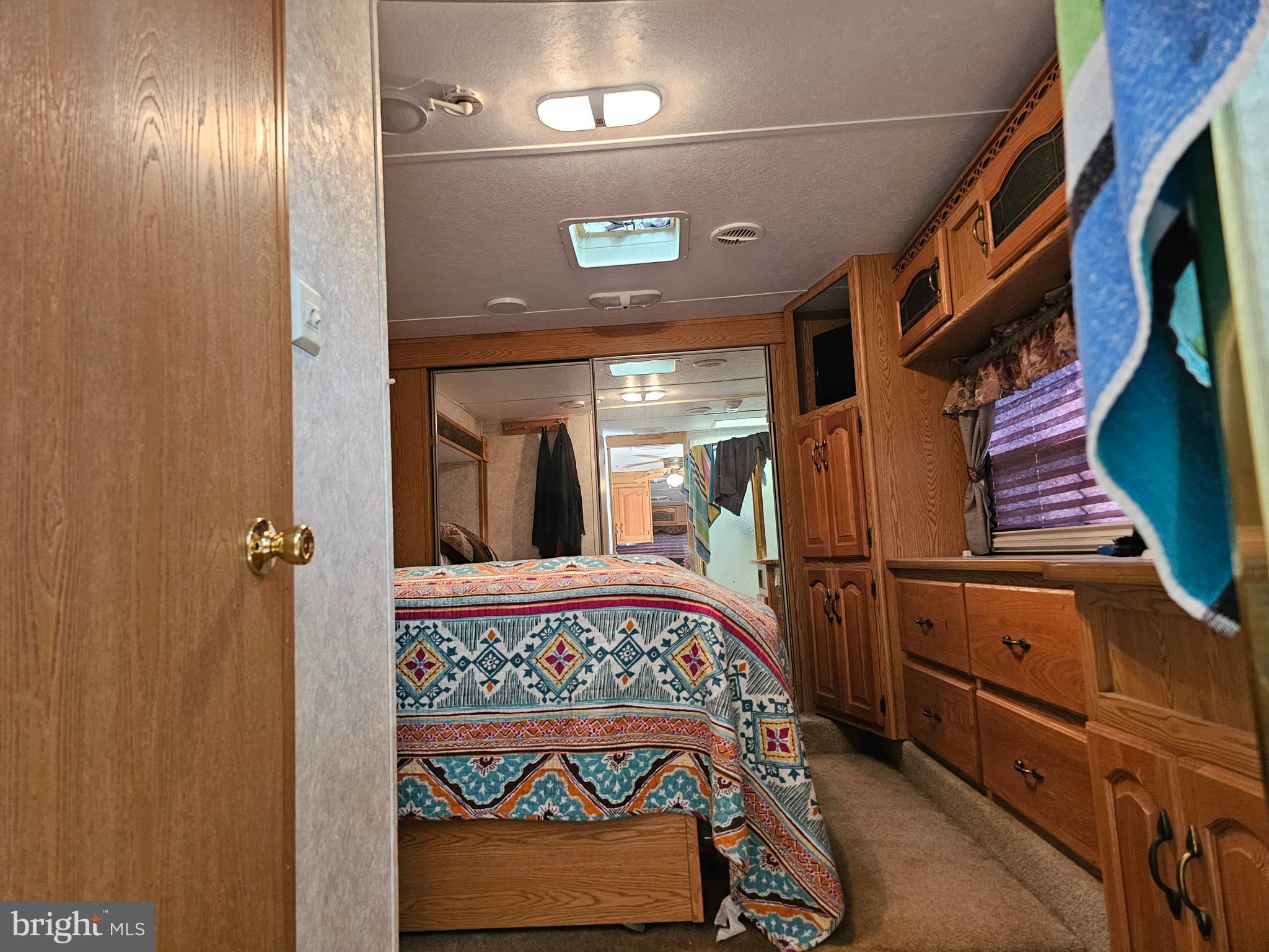227-226 Little Beaver Lane, Unit GLEN 1 Earleville, MD 21919 - Photo 4 of 26 a view of a hallway with entryway