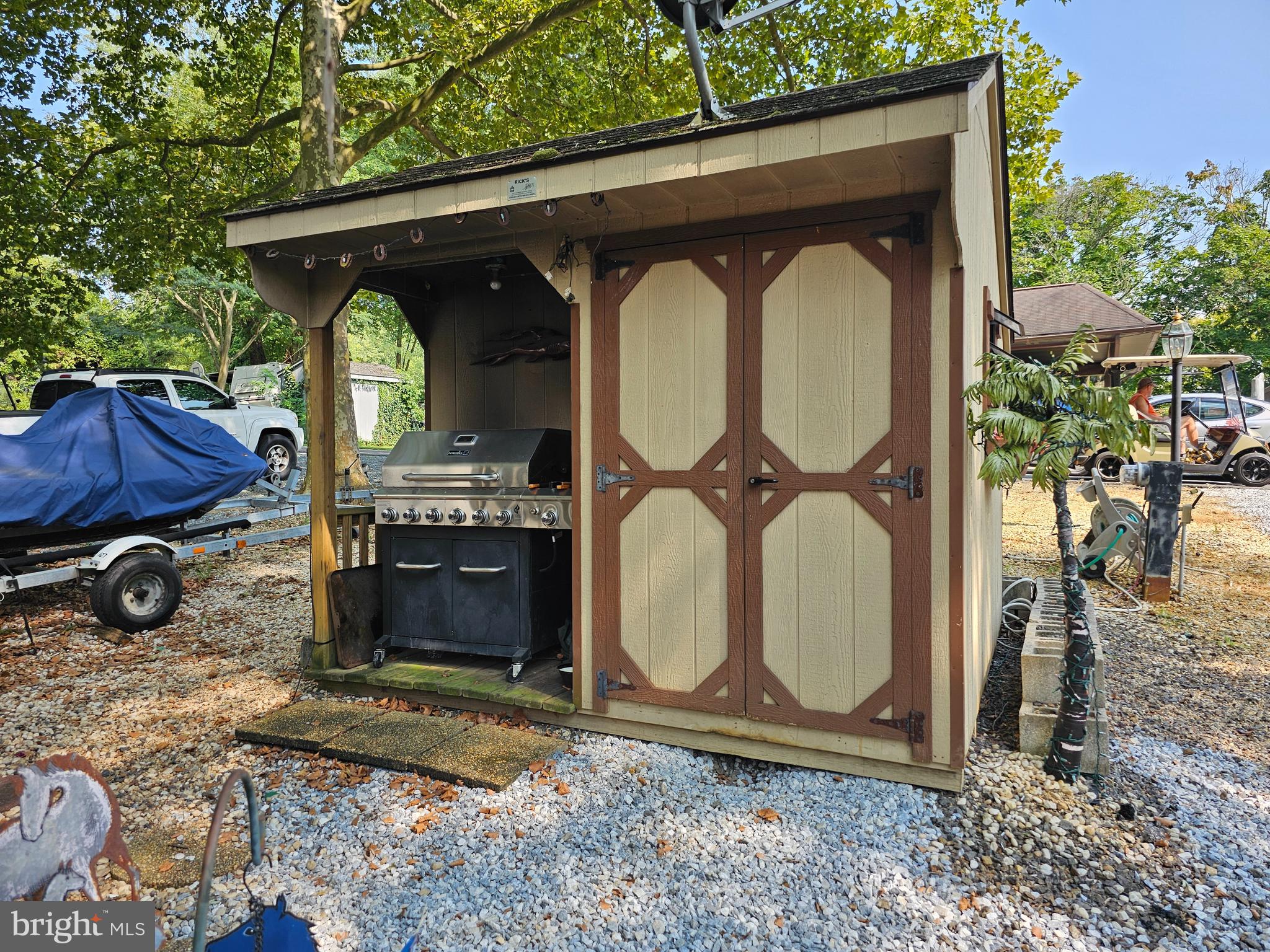 227-226 Little Beaver Lane, Unit GLEN 1 Earleville, MD 21919 - Photo 10 of 26 a front view of a house with garden