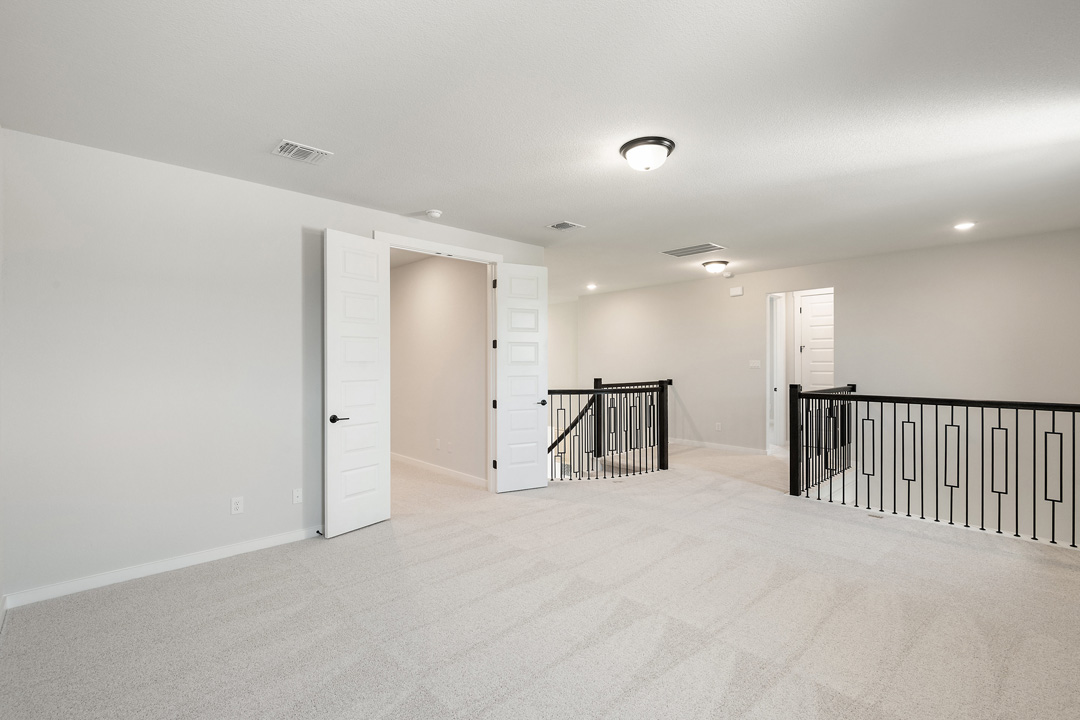 400 Bear Paw Run Georgetown, TX 78628 - Photo 25 of 38 a view of a hall with a large window