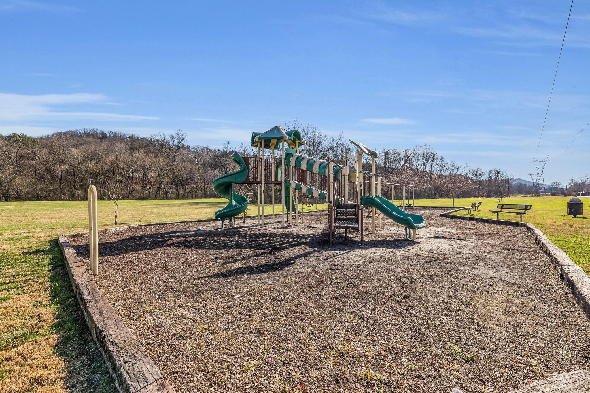 900 Mountain Creek Road, Unit 332 Chattanooga, TN 37405 - Photo 18 of 24 7-web-or-mls-900-mountain-creek-rd-332