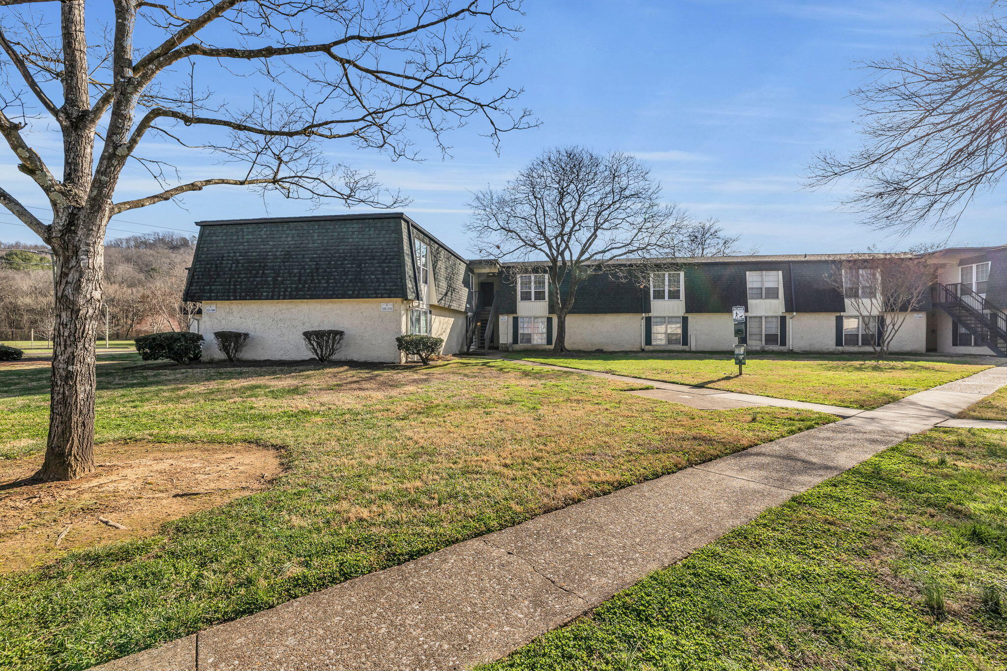 900 Mountain Creek Road, Unit 332 Chattanooga, TN 37405 - Photo 20 of 24 5-web-or-mls-900-mountain-creek-rd-332